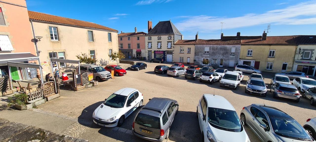 Gite Le Haut Du Pave 3 A 7 Chambres 6 A 14 Couchages, 3 Min Du Puy Du Fou Les Épesses Exterior foto